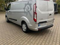Gebraucht Ford Transit Custom 170 PS (125 kW) 2019 Silber Van