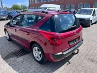 Gebraucht Peugeot 207 Urban Move 92 PS (67 kW) 2010 Rot Kombi