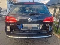 Gebraucht VW Passat Highline 140 PS (102 kW) 2013 Schwarz Kombi
