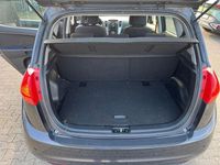 Gebraucht Kia Venga Edition 7 125 PS (91 kW) 2012 Grau Kleinwagen