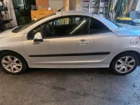Gebraucht Peugeot 207 CC 120 PS (88 kW) 2026 Silber Cabrio