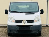 Gebraucht Renault Trafic 114 PS (83 kW) 2010 Weiß Van / Kleinbus
