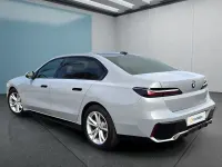 Gebraucht BMW i7 334 kW (455 PS) 2025 Grau Limousine