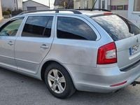 Gebraucht Skoda Octavia Elegance 105 PS (77 kW) 2011 Silber Kombi