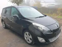 Gebraucht Renault Grand Scénic III 131 PS (96 kW) 2010 Schwarz Van / Kleinbus