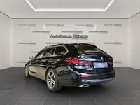 Gebraucht BMW 530e Performance 292 PS (214 kW) 2023 Schwarz Kombi