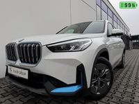 Gebraucht BMW iX1 Performance 200 kW (272 PS) 2023 Alpinweiss 3 SUV