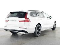 Gebraucht Volvo V60 145 PS (106 kW) 2025 Kombi