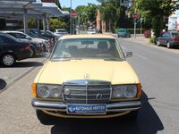 Gebraucht Mercedes 200 60 PS (44 kW) 1983 Gelb Limousine