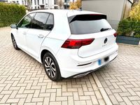 Gebraucht VW Golf VIII Active 81 PS (59 kW) 2021 Weiß Limousine