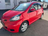 Gebraucht Toyota Aygo Cool 68 PS (50 kW) 2011 Rot Kleinwagen