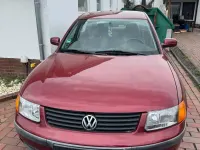 Gebraucht VW Passat 105 PS (77 kW) 1997 Rot Limousine
