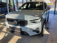 Gebraucht Volvo XC40 Core 163 PS (119 kW) 2024 Grau vapour grey / metallic SUV