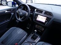 Gebraucht VW Tiguan R-line 150 PS (110 kW) 2023 Lapiz blue metallic SUV