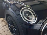 Gebraucht Mini Cooper Classic 136 PS (100 kW) 2023 Schwarz Kleinwagen