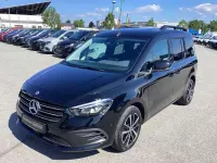 Gebraucht Mercedes T180 Progressive 131 PS (96 kW) 2025 Schwarz Van / Kleinbus