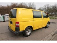 Gebraucht VW T5 84 PS (61 kW) 2014 Ginstergelb r1032 Van