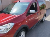 Gebraucht Dacia Dokker Stepway 131 PS (96 kW) 2021 Rot Van / Kleinbus