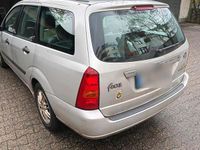 Gebraucht Ford Focus 118 PS (86 kW) 2001 Silber Kombi