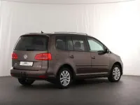 Gebraucht VW Touran Style 140 PS (102 kW) 2011 Braun Van / Kleinbus