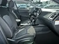 Usado Kia Ceed 140 CV (102 kW) 2025 Gris Utilitario