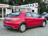Gebraucht Honda Civic Comfort 99 PS (72 kW) 2011 Rot Limousine