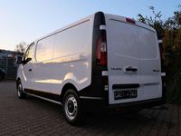 Gebraucht Renault Trafic Komfort 121 PS (88 kW) 2019 Gletscherweiss Van / Kleinbus
