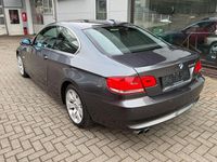 Gebraucht BMW 330 Sport Line 272 PS (200 kW) 2006 Grau Coupé