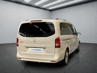 Gebraucht Mercedes V250 190 PS (139 kW) 2024 Weiß Van / Kleinbus