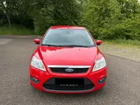 Gebraucht Ford Focus 125 PS (91 kW) 2008 Rot Kleinwagen