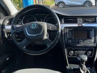 Gebraucht Skoda Superb 160 PS (117 kW) 2010 Grau Limousine