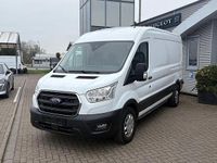 Gebraucht Ford Transit Trend 131 PS (96 kW) 2022 Weiß Limousine