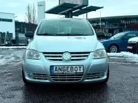 Gebraucht VW Fox 54 PS (39 kW) 2008 Munich silver metallic Kleinwagen