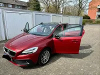Gebraucht Volvo V40 CC 120 PS (88 kW) 2017 Rot Kombi