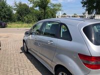 Gebraucht Mercedes B150 95 PS (69 kW) 2008 Grau Van / Kleinbus