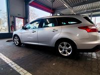 Usata Ford Focus 113 CV (83 kW) 2013 Andere farben Station wagon
