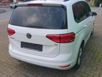 Gebraucht VW Touran 115 PS (84 kW) 2017 Weiß Van / Kleinbus