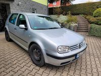 Gebraucht VW Golf IV 2001 Silber Limousine