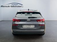 Gebraucht Hyundai i30 Premium 140 PS (102 kW) 2019 Grau Limousine