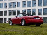 Gebraucht Mazda MX5 110 PS (80 kW) 1998 Rot Cabrio
