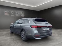 Gebraucht VW Passat Business 150 PS (110 kW) 2025 Grau Kombi