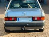 Gebraucht Mercedes 190 122 PS (89 kW) 1992 Silber Limousine