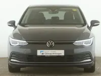 Brugt VW Golf VIII Active 131 HK (96 kW) 2022 Grå Sedan