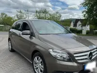 Gebraucht Mercedes B180 109 PS (80 kW) 2014 Andere farben Van / Kleinbus