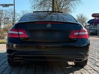 Gebraucht Mercedes E500 388 PS (285 kW) 2009 Schwarz Coupé
