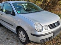Gebraucht VW Polo 64 PS (47 kW) 2003 Silber Kleinwagen