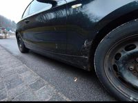 Gebraucht BMW 120 Performance 170 PS (125 kW) 2011 Schwarz Kleinwagen