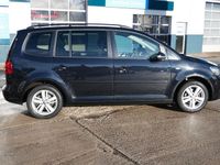 Gebraucht VW Touran Match 105 PS (77 kW) 2012 Schwarz Van / Kleinbus