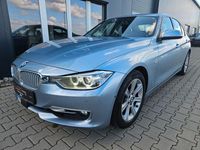 Gebraucht BMW 320 Comfort Edition 184 PS (135 kW) 2012 Blau Limousine