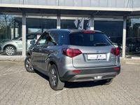 Gebraucht Suzuki Vitara 129 PS (94 kW) 2020 Grau SUV
